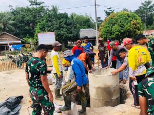 Satgas TMMD Bersama Warga Dusun, Bangun Tembok Sumur dan Tempat Wudhu Mesjid