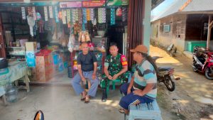 Wujudkan Kemanunggalan Babinsa Gadung Berperan Aktif dalam Komunikasi Sosial