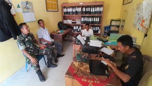 Sinergi Babinsa dan Perangkat Desa, Komsos Memperkuat Kemanunggalan TNI-Rakyat