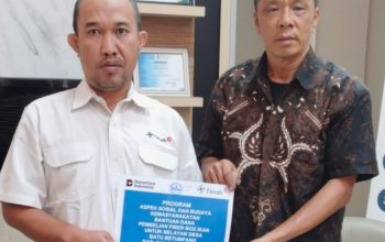 PT TIMAH: Serahkan Bantuan Peralatan Melaut untuk Meningkatkan Kesejahteraan Nelayan Pulau Besar