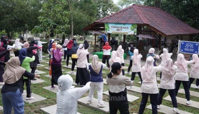 PT TIMAH Ajak Masyarakat Hidup Sehat Lewat Senam Bersama