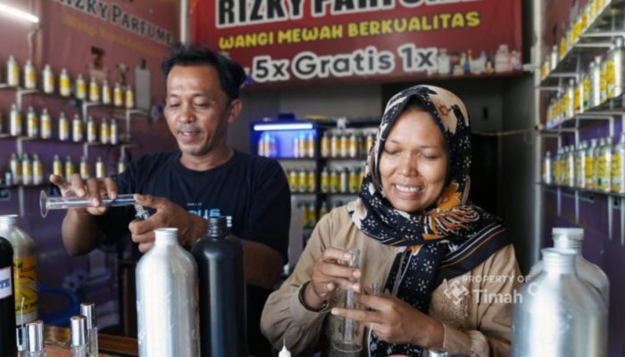 Kisah Dewi Membesarkan Rizky Parfume Bersama PT TIMAH