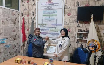 Silaturahmi PJS Babel dan Ditjenpas Babel Berlangsung Penuh Keakraban, PJS Award Diserahkan kepada Ade Agustina