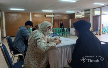 HUT ke-50 PT TIMAH Hadir di Mentok, Ratusan Warga Rasakan Manfaat Pelayanan Kesehatan Gratis